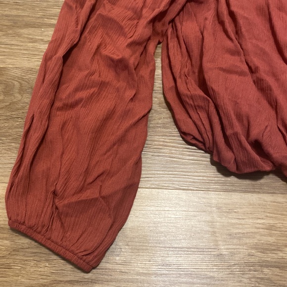 NWT Lulu’s Rust Off Shoulder Cropped Long Sleeve Blouse - Picture 4 of 8